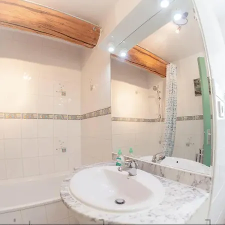 Apartament 2 *